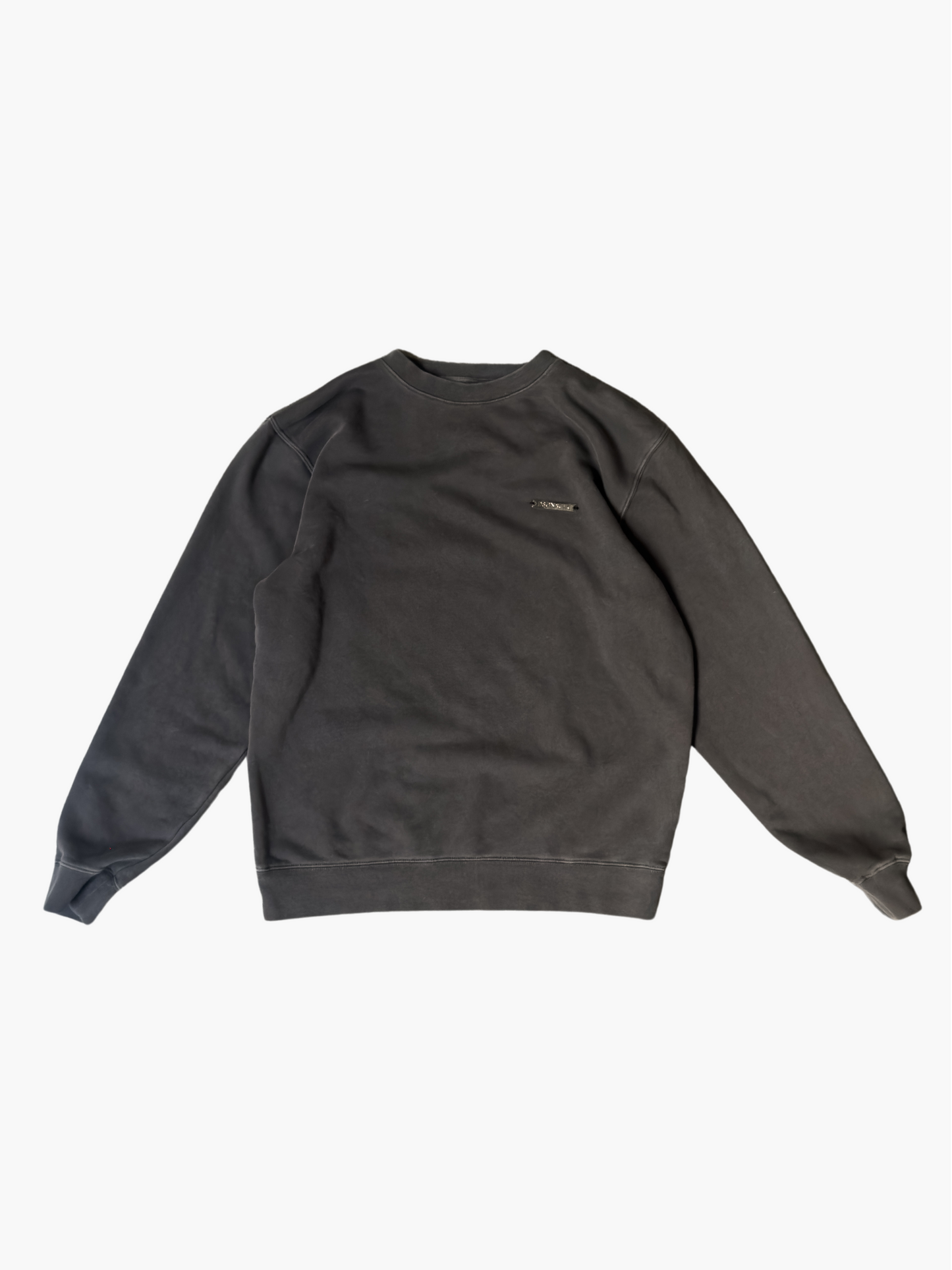 Numero 10 Free Motion Velvet Patch Crewneck (L)
