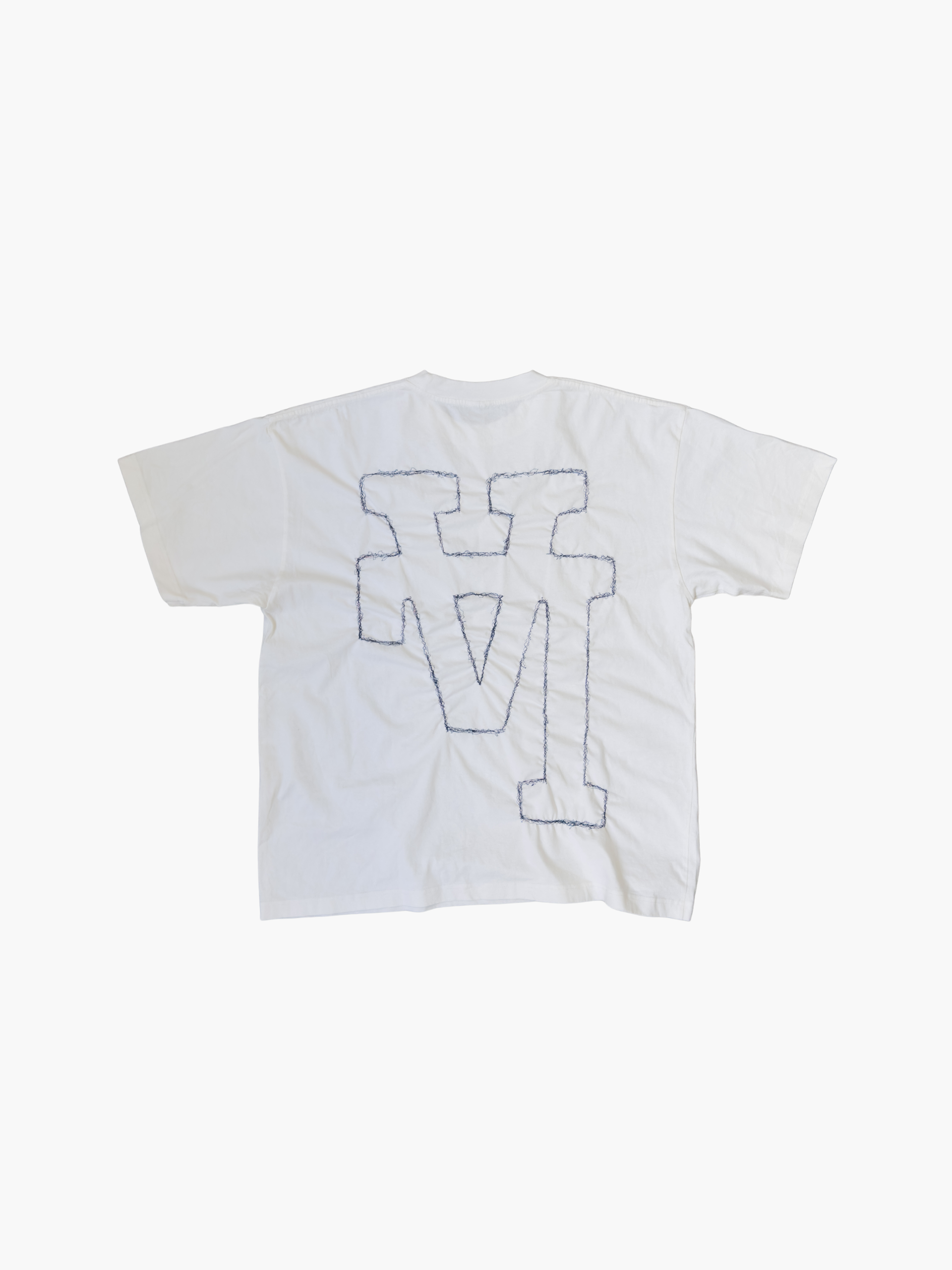 Out in Style – White LA Tee (Regular Fit) (2XL) – DSGNXCHC